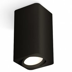 Точечный светильник с металлическими плафонами чёрного цвета Ambrella Light XS7821010