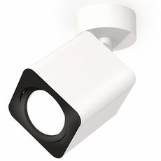 Точечный светильник с плафонами белого цвета Ambrella Light XM7812011