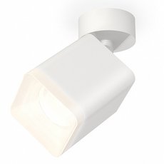 Точечный светильник с арматурой белого цвета Ambrella Light XM7812022