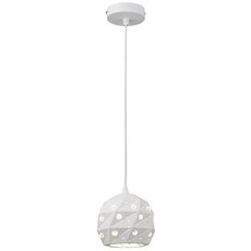 Светильник с арматурой белого цвета, пластиковыми плафонами Wertmark WE263.01.006