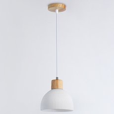 Светильник с арматурой белого цвета Ambrella Light TR83133 LW/FR