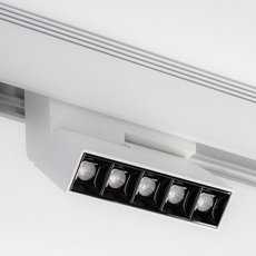 Шинная система с арматурой белого цвета, металлическими плафонами DesignLed SY-601253-10-WH-WW